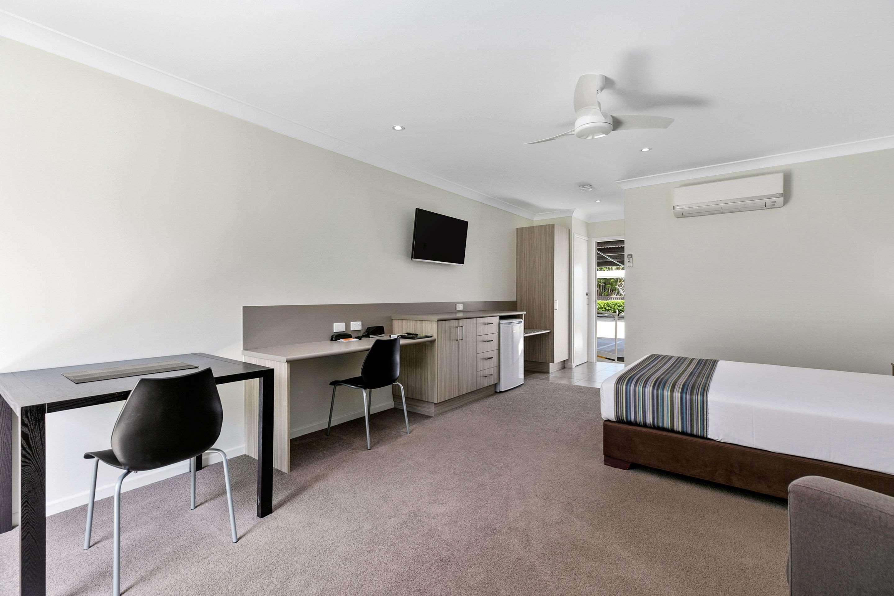 Beachside Boutique Motel Mackay Kültér fotó