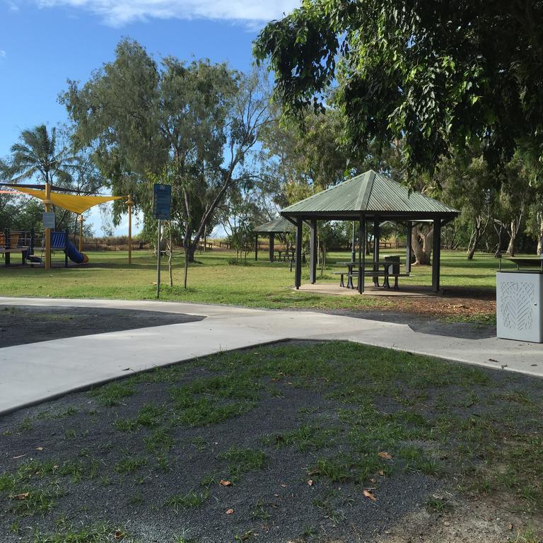 Beachside Boutique Motel Mackay Kültér fotó