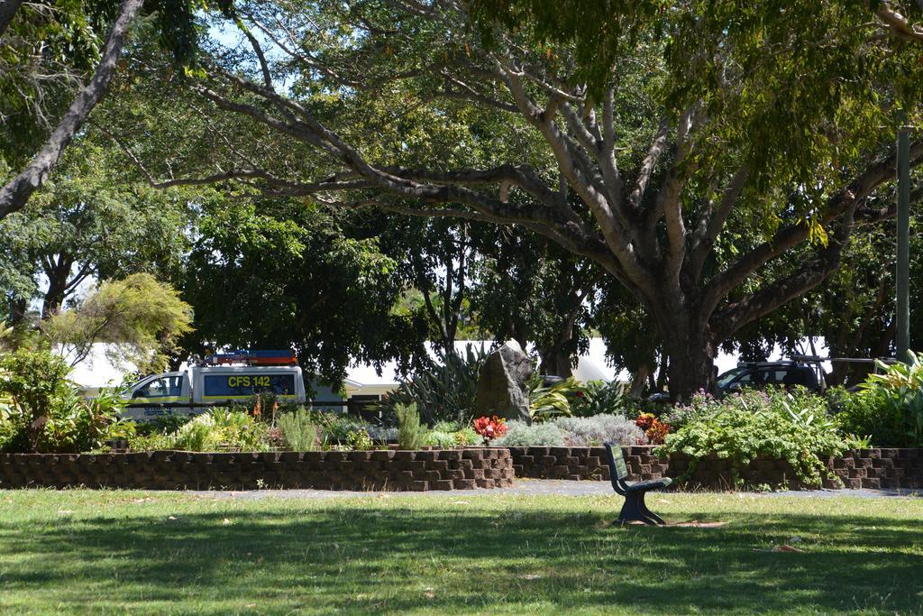 Beachside Boutique Motel Mackay Kültér fotó