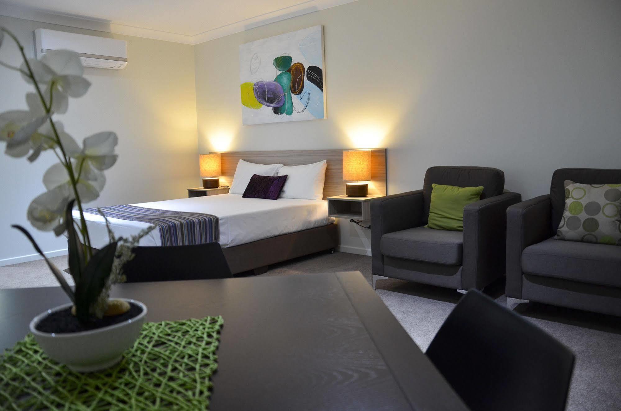 Beachside Boutique Motel Mackay Kültér fotó